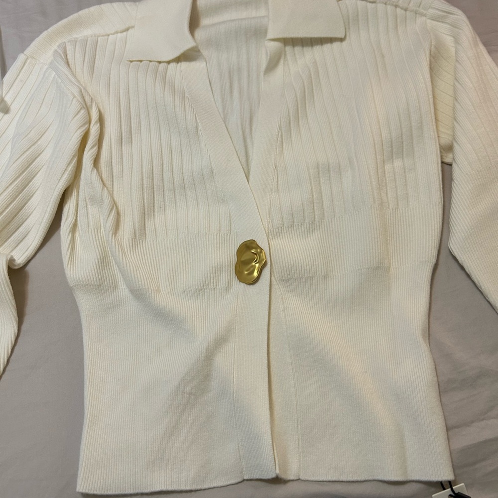 Commense NWT Ribbed Collared Metal Button Cardigan - Picture 4 of 5